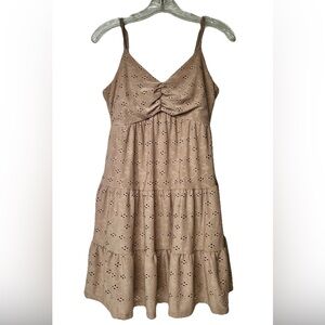 Summer Mini Dress Heart & Heels Women’s Size Medium Eyelets Spaghetti Straps Tan